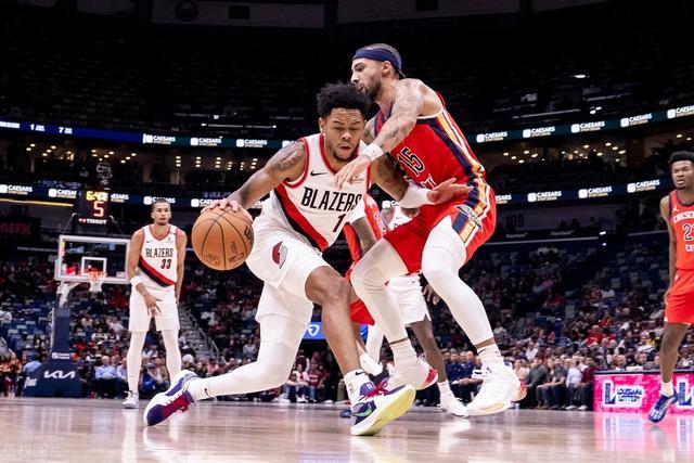 余嘉豪21分浙江险胜上海总分2-1 王哲林24+9