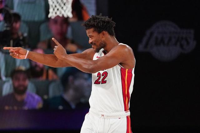 天空预测阿莫林首秀首发：阵型3421