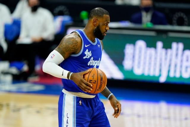 萨哈：曼联需要能在逆境中进球的前锋